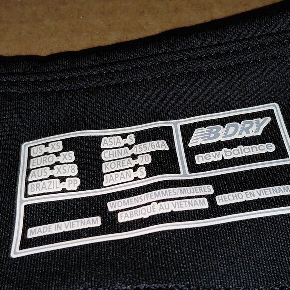 New Balance Athletics Boyshort 2.0 Women's Size Small - Picture 7 of 8